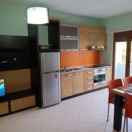 Family Beach 100 Square Metres Apartment Golem  Buitenkant foto