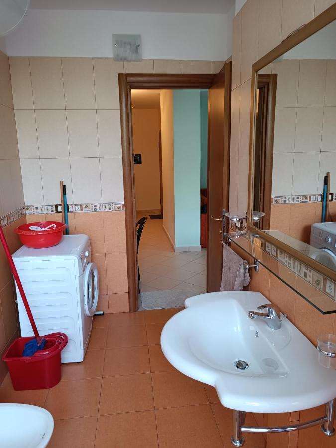 Family Beach 100 Square Metres Apartment Golem  Buitenkant foto