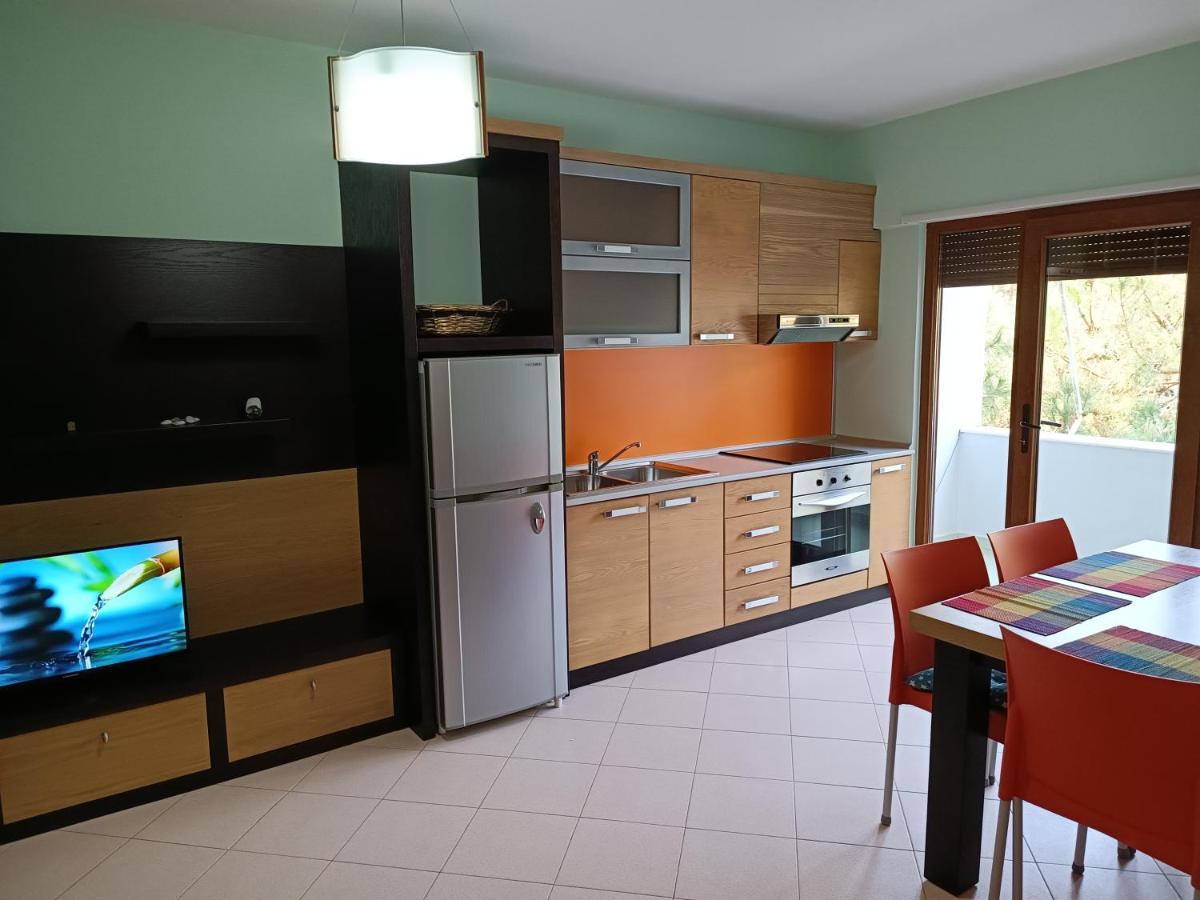 Family Beach 100 Square Metres Apartment Golem  Buitenkant foto