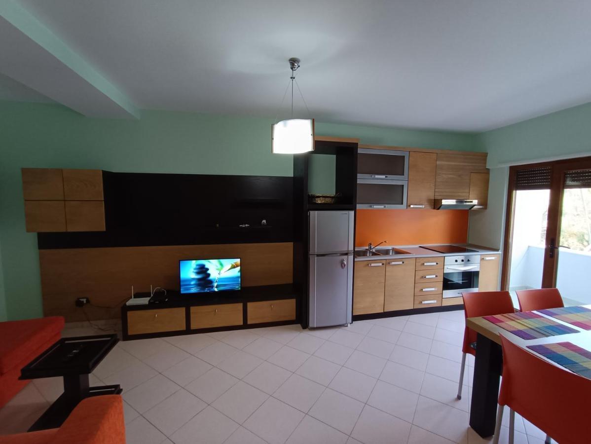 Family Beach 100 Square Metres Apartment Golem  Buitenkant foto