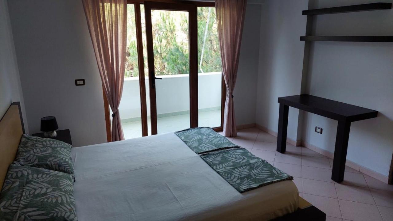 Family Beach 100 Square Metres Apartment Golem  Buitenkant foto